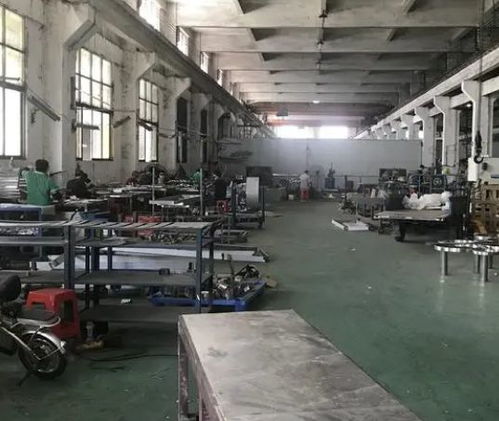 空無一人的車間 通訊器材產(chǎn)業(yè)的機(jī)遇與挑戰(zhàn)